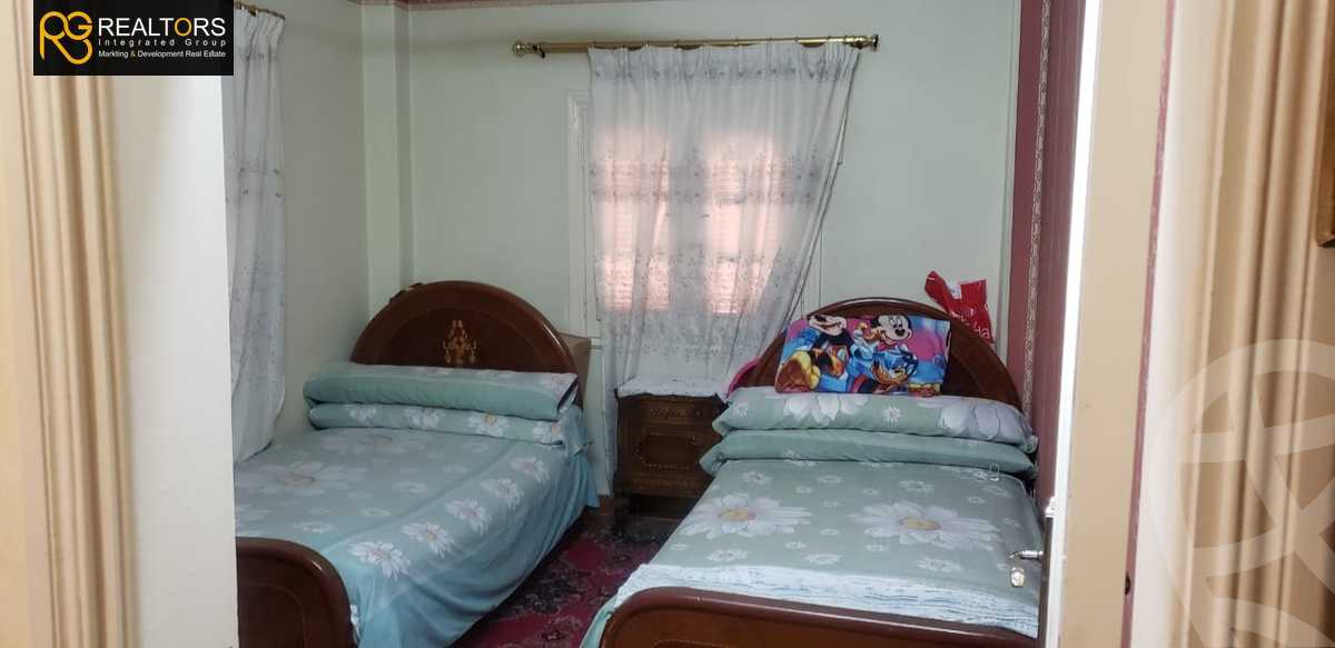 https://aqarmap.com.eg/ar/listing/4215612-for-sale-cairo-6th-of-october-el-ahyaa-neighborhood-4th-school-st
