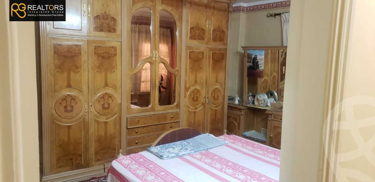 https://aqarmap.com.eg/ar/listing/4215612-for-sale-cairo-6th-of-october-el-ahyaa-neighborhood-4th-school-st