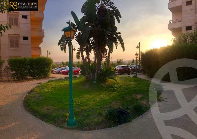 https://aqarmap.com.eg/en/listing/4215747-for-sale-cairo-6th-of-october-compounds-l-fyd-lbstn