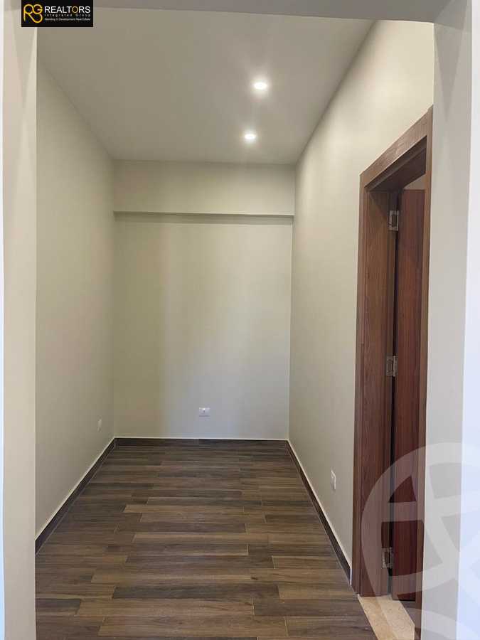 https://aqarmap.com.eg/en/listing/4216514-for-sale-cairo-6th-of-october-compound-green-5
