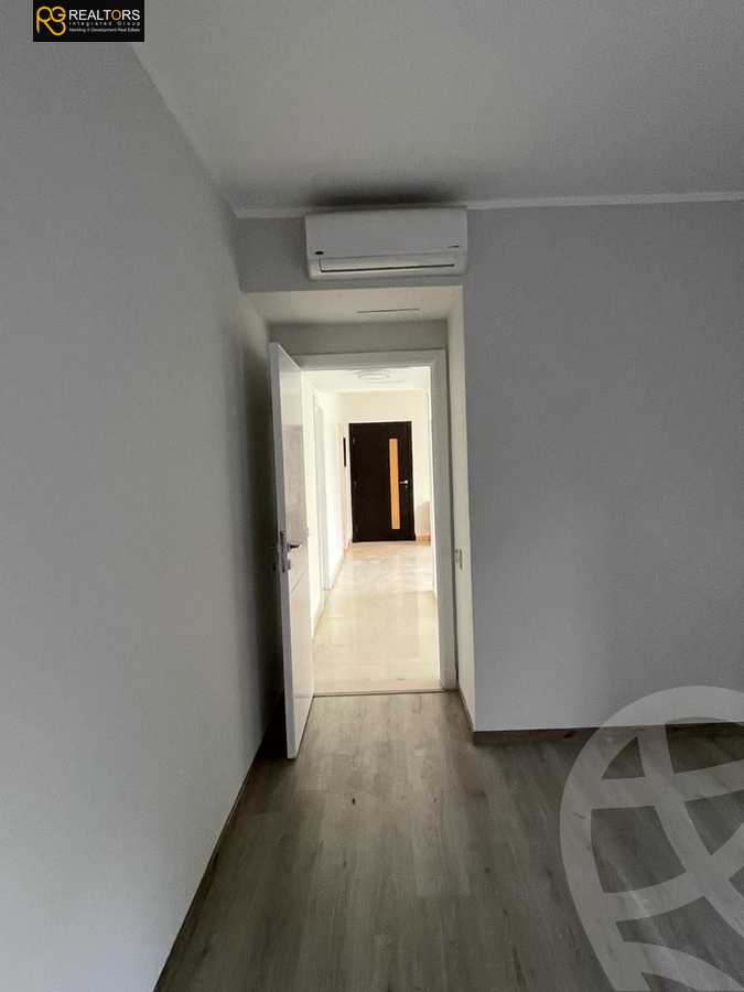 https://aqarmap.com.eg/en/listing/4216557-for-sale-cairo-6th-of-october-compound-palm-parks