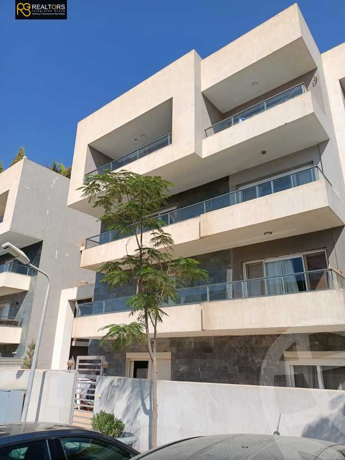 https://aqarmap.com.eg/en/listing/4222744-for-sale-cairo-el-sheikh-zayed-city-compounds-in-sheikh-zayed-zayed-regency