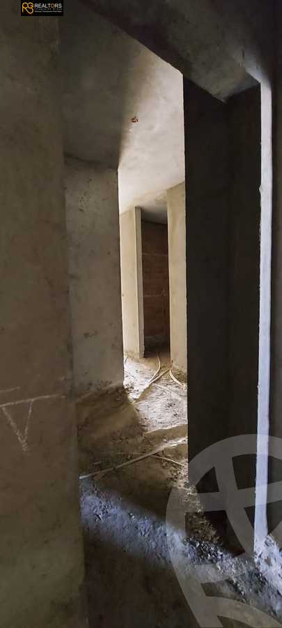 https://aqarmap.com.eg/en/listing/4222748-for-sale-cairo-6th-of-october-compounds-cleopatra-square