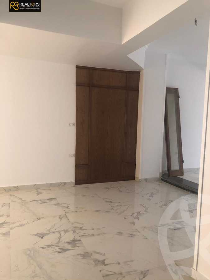 https://aqarmap.com.eg/ar/listing/4222999-for-rent-cairo-el-sheikh-zayed-city-compounds-in-sheikh-zayed-beverly-hills