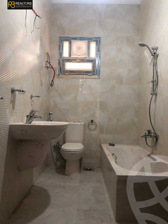 https://aqarmap.com.eg/ar/listing/4222999-for-rent-cairo-el-sheikh-zayed-city-compounds-in-sheikh-zayed-beverly-hills