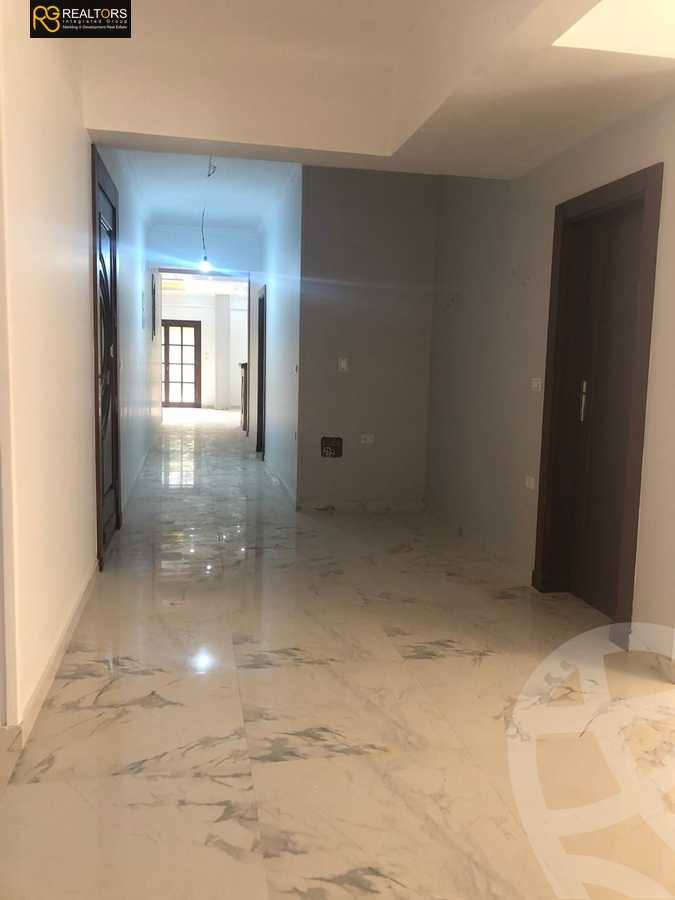 https://aqarmap.com.eg/ar/listing/4222999-for-rent-cairo-el-sheikh-zayed-city-compounds-in-sheikh-zayed-beverly-hills