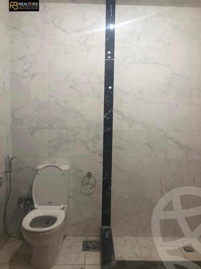 https://aqarmap.com.eg/ar/listing/4222999-for-rent-cairo-el-sheikh-zayed-city-compounds-in-sheikh-zayed-beverly-hills