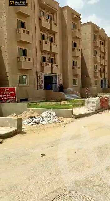 https://aqarmap.com.eg/ar/listing/4229018-for-sale-cairo-6th-of-october-compound-flower-resort