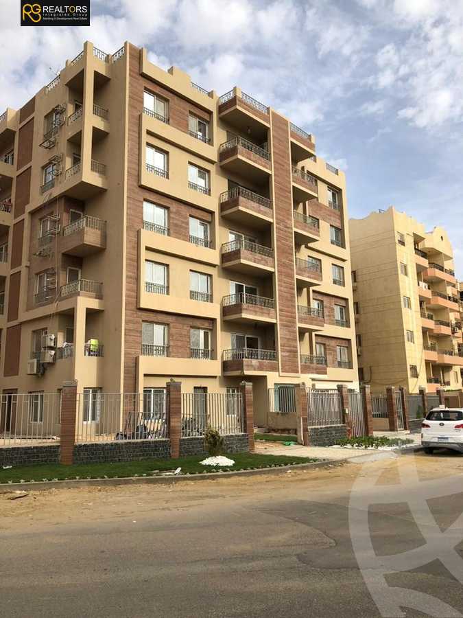 https://aqarmap.com.eg/en/listing/4229043-for-sale-cairo-6th-of-october-shr-drym-lnd