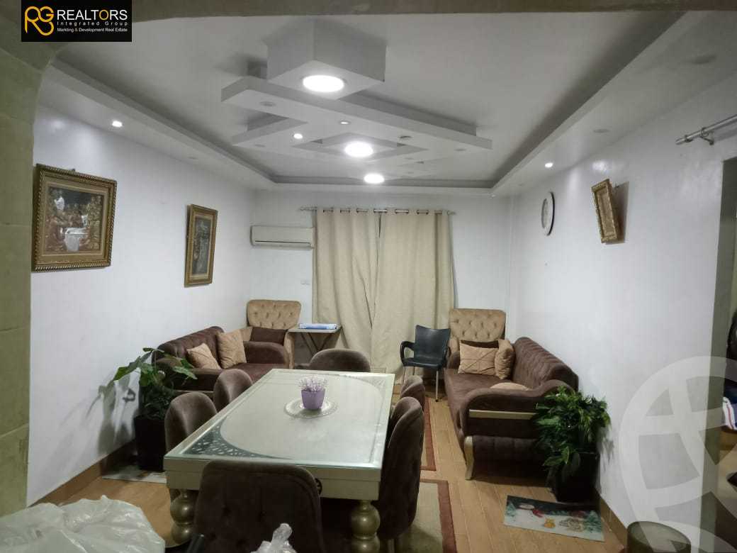 https://aqarmap.com.eg/ar/listing/4229618-for-sale-cairo-6th-of-october-compound-baity