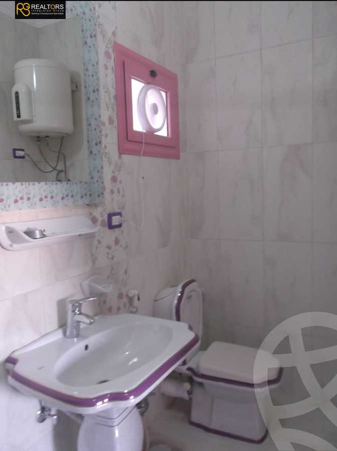 https://aqarmap.com.eg/ar/listing/4231178-for-sale-cairo-el-sheikh-zayed-city-el-hay-elsabeaa-lhy-lsb