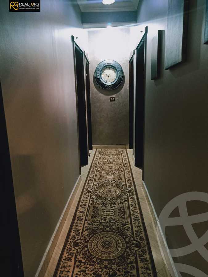 https://aqarmap.com.eg/ar/listing/4231285-for-sale-cairo-el-sheikh-zayed-city-el-hay-elsabeaa-lhy-lsb