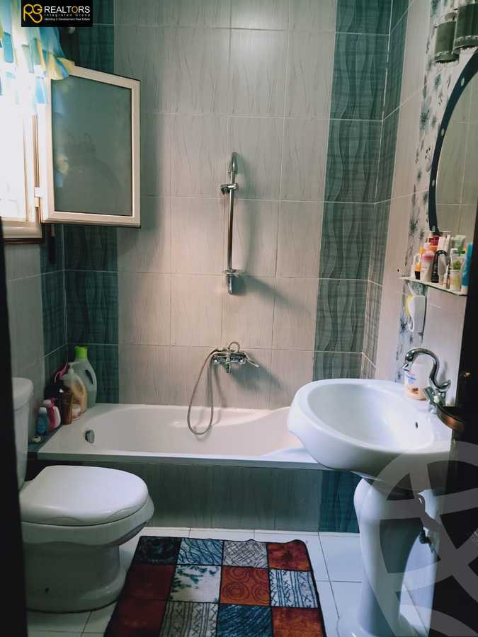 https://aqarmap.com.eg/ar/listing/4231285-for-sale-cairo-el-sheikh-zayed-city-el-hay-elsabeaa-lhy-lsb