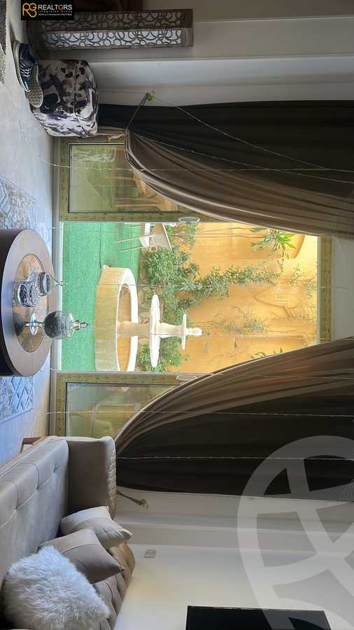 https://aqarmap.com.eg/ar/listing/4231309-for-sale-cairo-el-sheikh-zayed-city-el-hay-elasher-street-100
