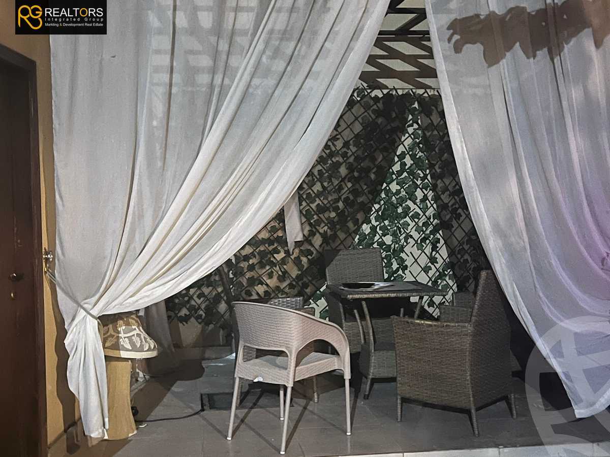 https://aqarmap.com.eg/ar/listing/4231309-for-sale-cairo-el-sheikh-zayed-city-el-hay-elasher-street-100