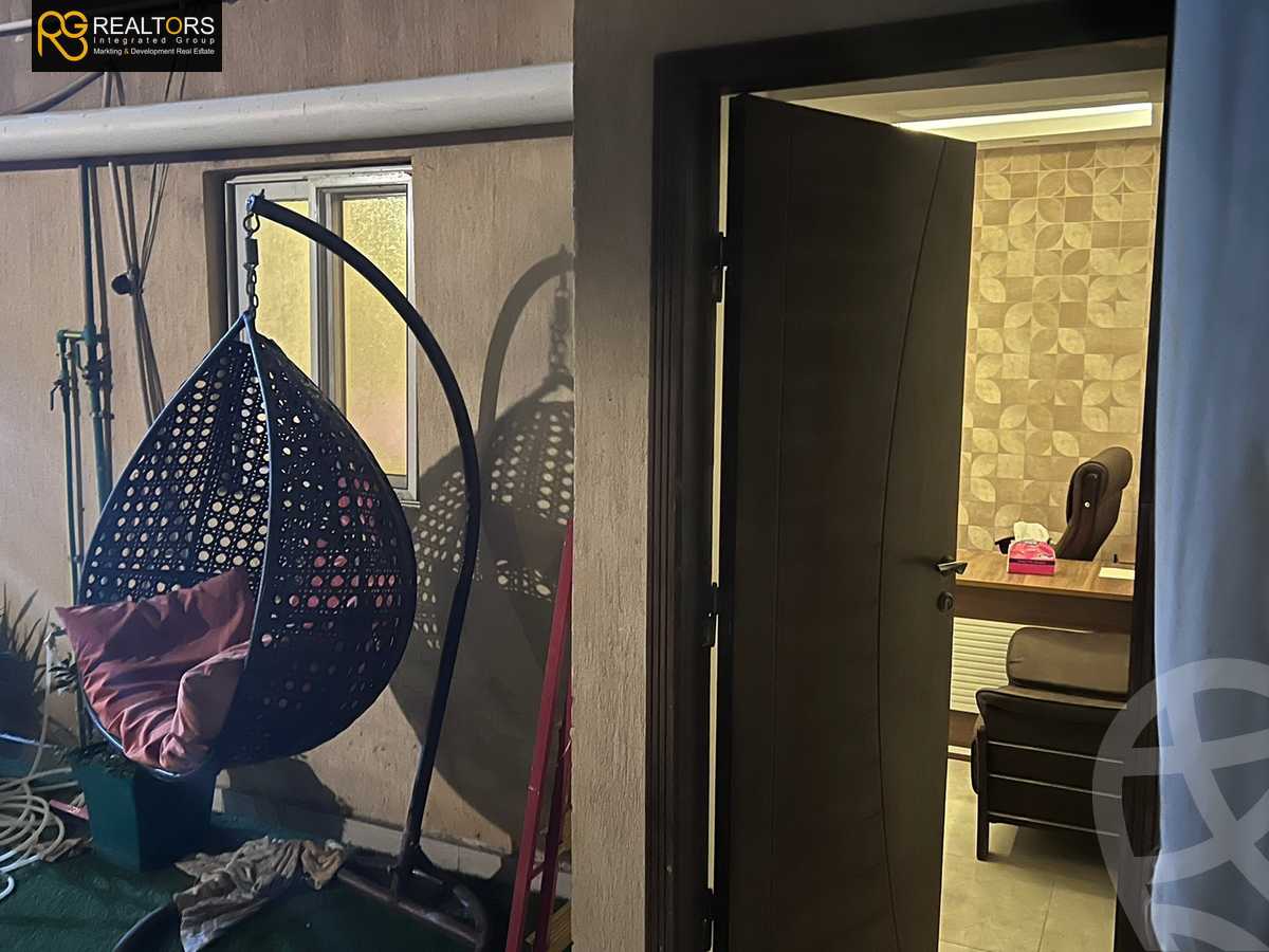 https://aqarmap.com.eg/ar/listing/4231309-for-sale-cairo-el-sheikh-zayed-city-el-hay-elasher-street-100