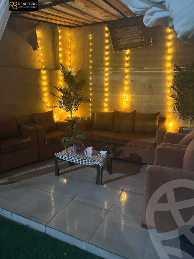 https://aqarmap.com.eg/ar/listing/4231309-for-sale-cairo-el-sheikh-zayed-city-el-hay-elasher-street-100