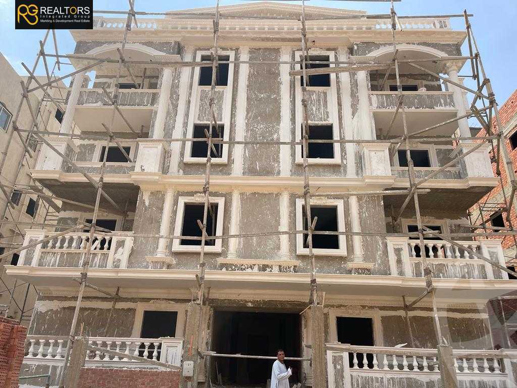 https://aqarmap.com.eg/en/listing/4240481-for-sale-cairo-el-sheikh-zayed-city-compounds-knry