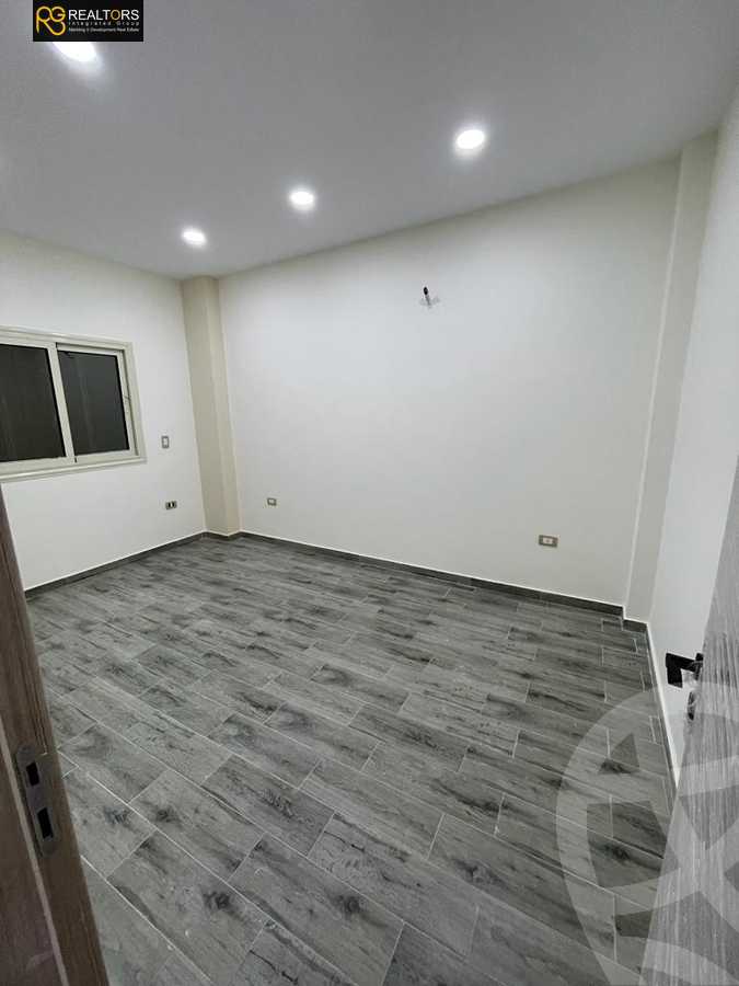https://aqarmap.com.eg/ar/listing/4240482-for-sale-cairo-6th-of-october-el-tawsaat-el-shamalya-lhy-300