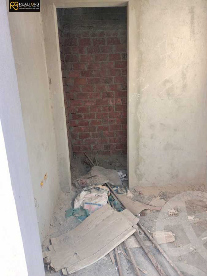 https://aqarmap.com.eg/ar/listing/4240606-for-sale-cairo-el-sheikh-zayed-city-compounds-in-sheikh-zayed-zayed-regency