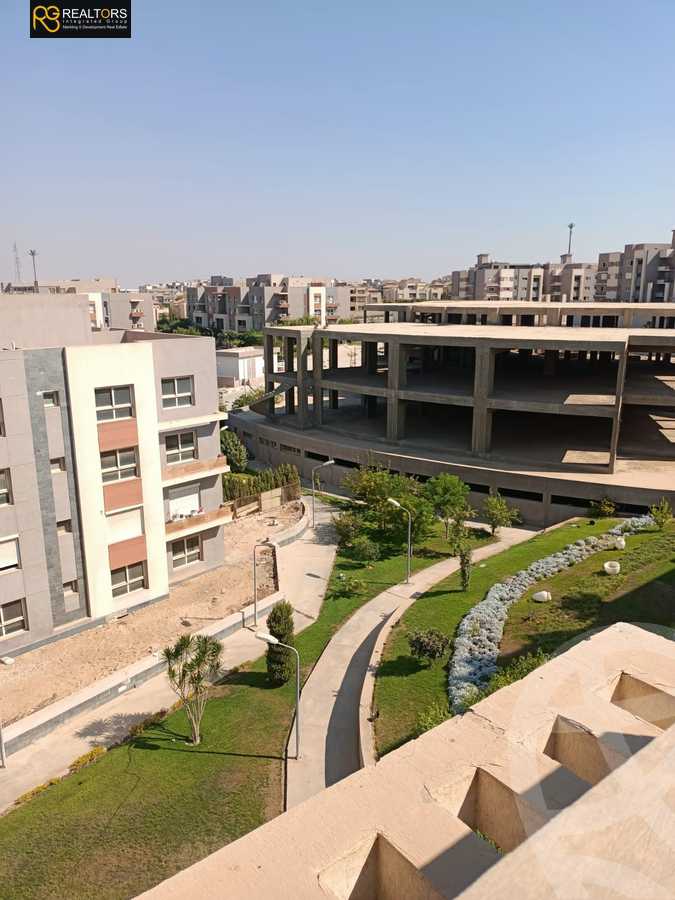 https://aqarmap.com.eg/ar/listing/4240606-for-sale-cairo-el-sheikh-zayed-city-compounds-in-sheikh-zayed-zayed-regency