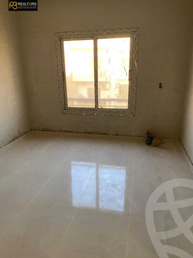 https://aqarmap.com.eg/en/listing/4240716-for-sale-cairo-6th-of-october-compound-eshraqah