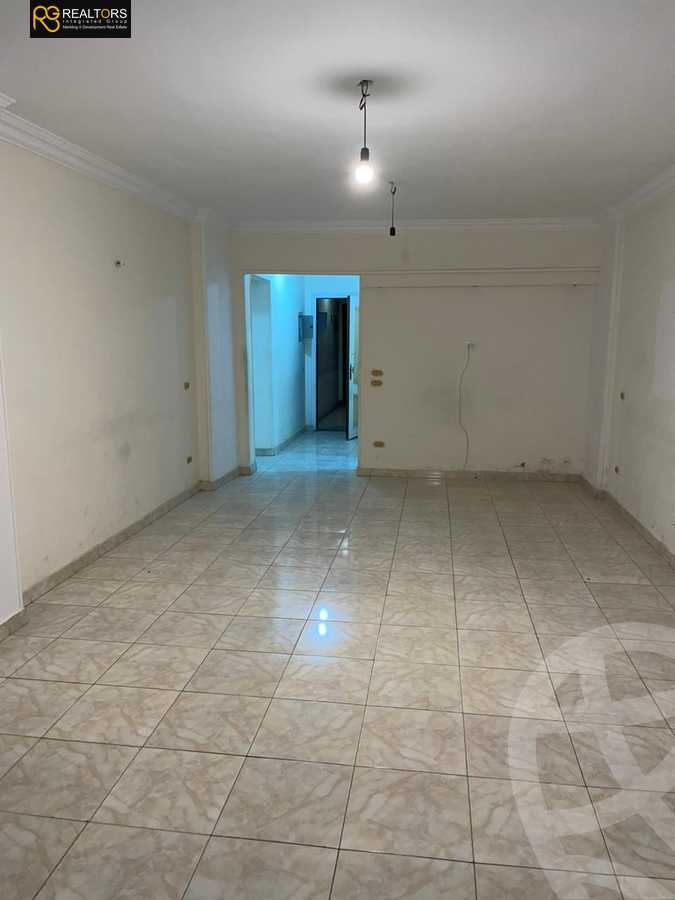 https://aqarmap.com.eg/en/listing/4241659-for-sale-cairo-6th-of-october-lhsry