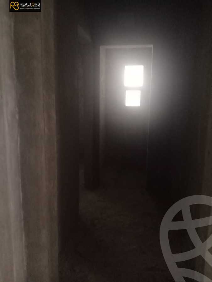 https://aqarmap.com.eg/ar/listing/4259269-for-sale-cairo-el-sheikh-zayed-city-compounds-in-sheikh-zayed-the-courtyard