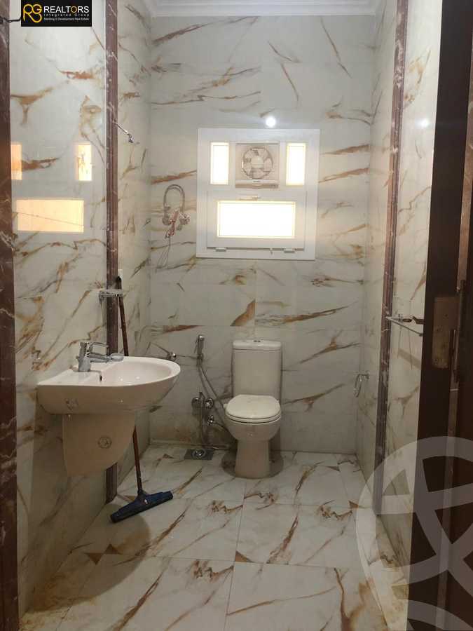 https://aqarmap.com.eg/ar/listing/4260300-for-rent-cairo-el-sheikh-zayed-city-compounds-in-sheikh-zayed-beverly-hills