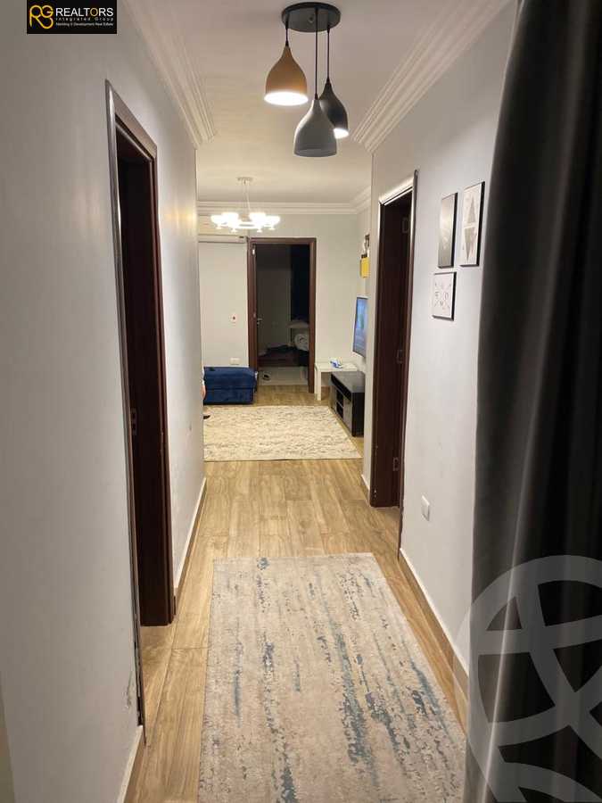 https://aqarmap.com.eg/ar/listing/4260331-for-sale-cairo-el-sheikh-zayed-city-compounds-in-sheikh-zayed-zayed-regency