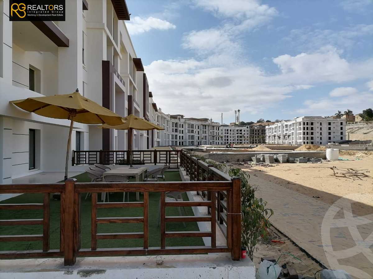 https://aqarmap.com.eg/en/listing/4260467-for-sale-cairo-el-sheikh-zayed-city-compounds-in-sheikh-zayed-pyramids-walk