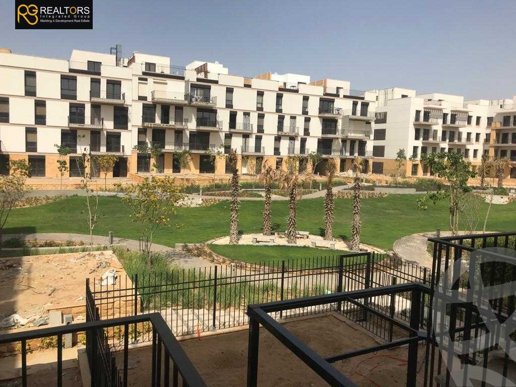 https://aqarmap.com.eg/ar/listing/4261394-for-sale-cairo-el-sheikh-zayed-city-compounds-in-sheikh-zayed-the-courtyard