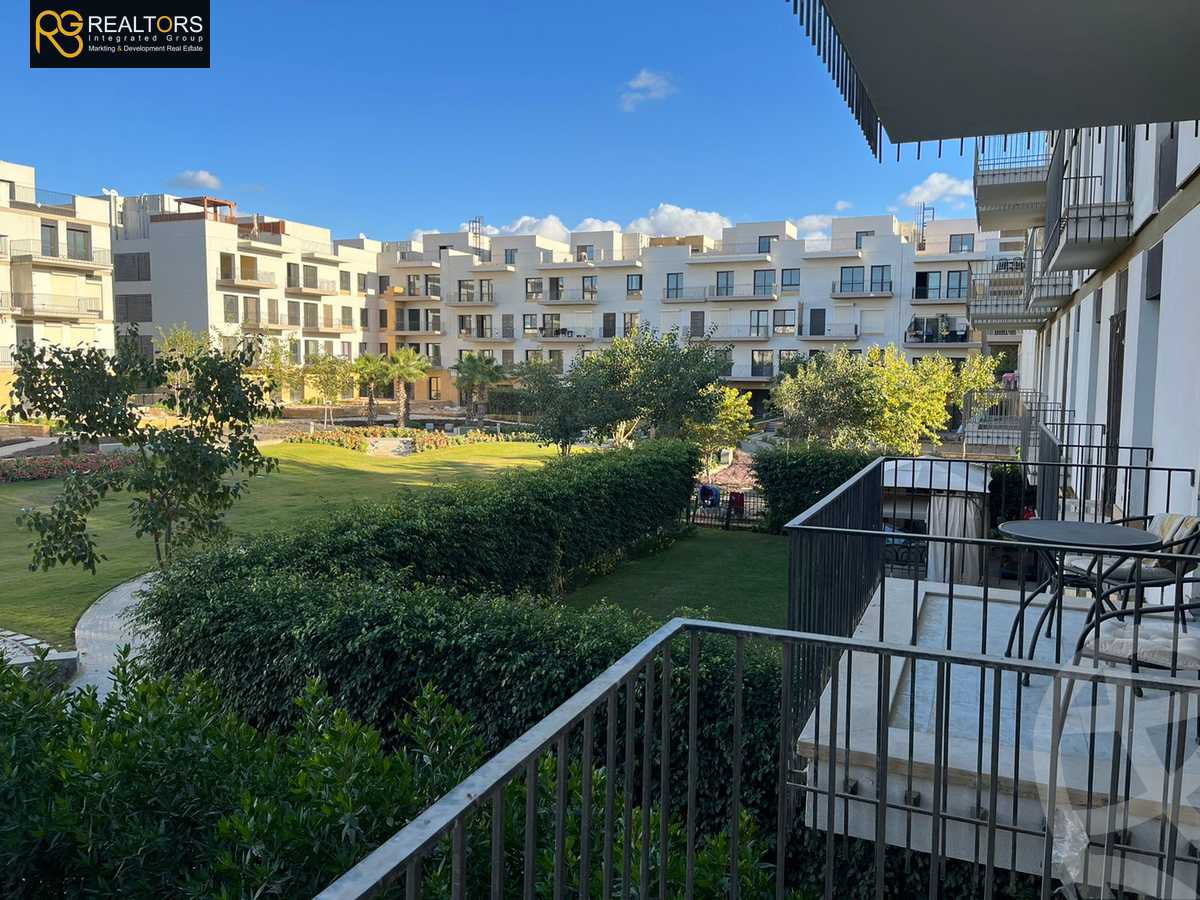 https://aqarmap.com.eg/ar/listing/4261394-for-sale-cairo-el-sheikh-zayed-city-compounds-in-sheikh-zayed-the-courtyard