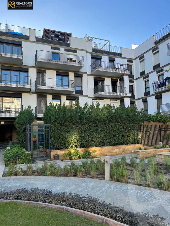 https://aqarmap.com.eg/ar/listing/4261394-for-sale-cairo-el-sheikh-zayed-city-compounds-in-sheikh-zayed-the-courtyard
