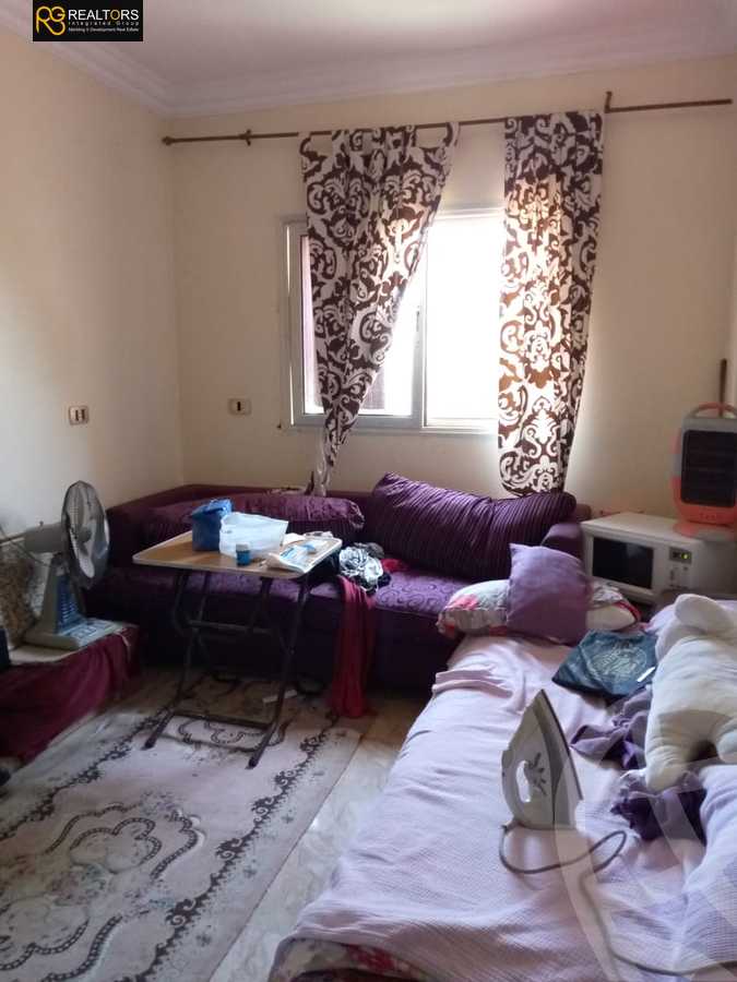 https://aqarmap.com.eg/en/listing/4261436-for-sale-cairo-el-sheikh-zayed-city-el-hay-elawel-street-10