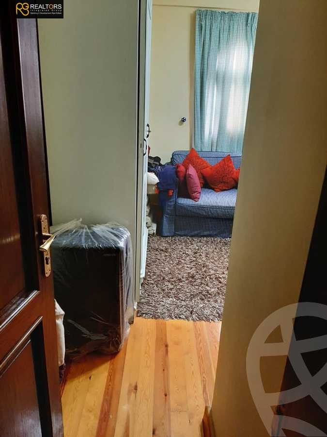https://aqarmap.com.eg/ar/listing/4262184-for-sale-cairo-el-sheikh-zayed-city-compounds-in-sheikh-zayed-beverly-hills