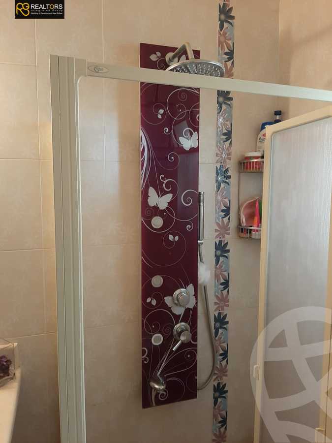 https://aqarmap.com.eg/ar/listing/4262184-for-sale-cairo-el-sheikh-zayed-city-compounds-in-sheikh-zayed-beverly-hills