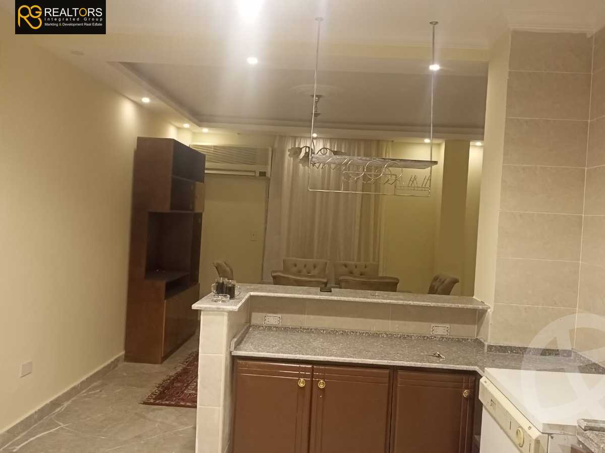https://aqarmap.com.eg/en/listing/4277465-for-sale-cairo-6th-of-october-compound-green-5