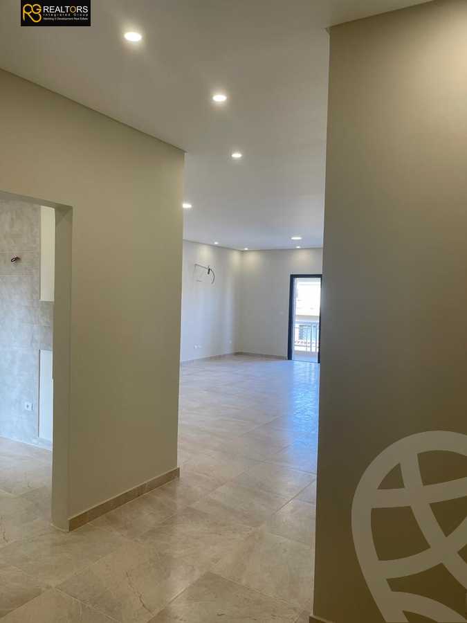 https://aqarmap.com.eg/en/listing/4279832-for-sale-cairo-6th-of-october-compound-green-5
