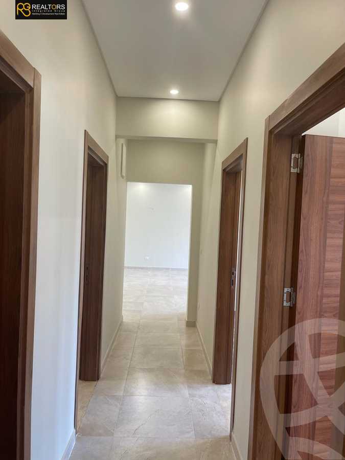 https://aqarmap.com.eg/en/listing/4279832-for-sale-cairo-6th-of-october-compound-green-5