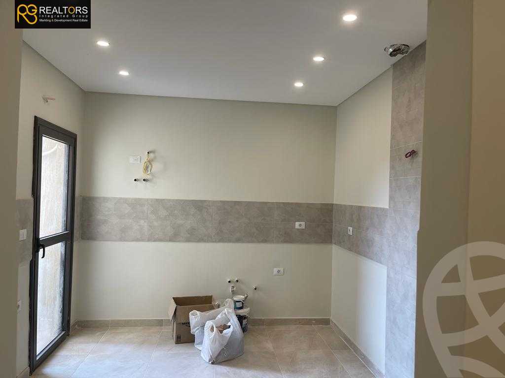 https://aqarmap.com.eg/en/listing/4279832-for-sale-cairo-6th-of-october-compound-green-5