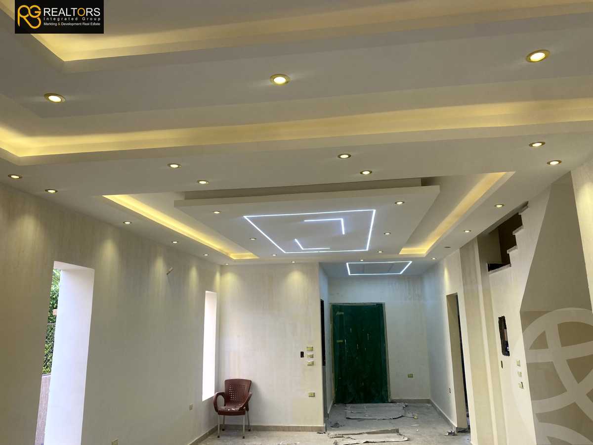 https://aqarmap.com.eg/ar/listing/4294056-for-rent-cairo-6th-of-october-compound-rihana