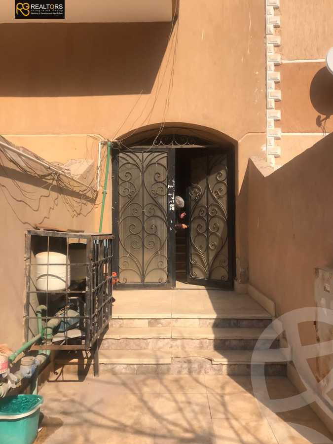 https://aqarmap.com.eg/ar/listing/4306467-for-sale-cairo-6th-of-october-el-ahyaa-neighborhood-4th-school-st