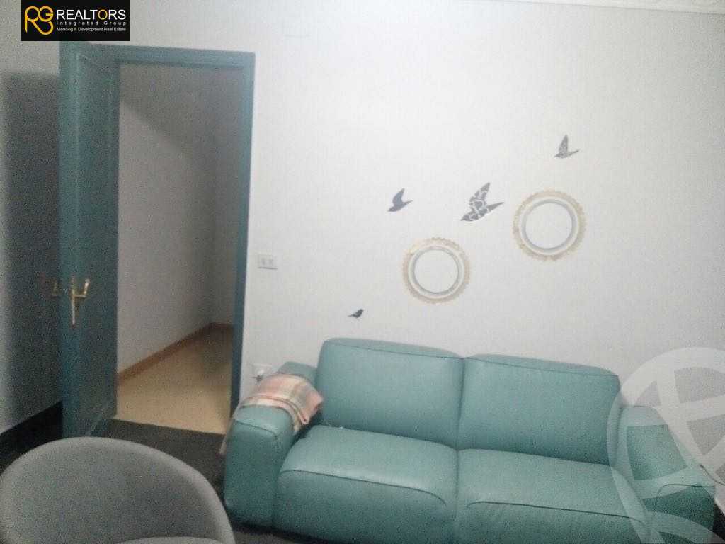 https://aqarmap.com.eg/en/listing/4306777-for-rent-cairo-6th-of-october-el-ahyaa-neighborhood-3rd-no-3-st