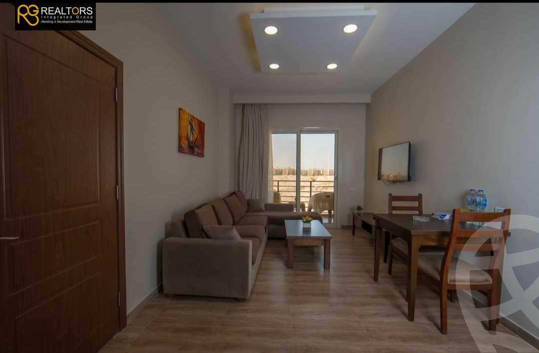 https://aqarmap.com.eg/ar/listing/4307002-for-rent-cairo-el-sheikh-zayed-city-compounds-in-sheikh-zayed-beverly-hills