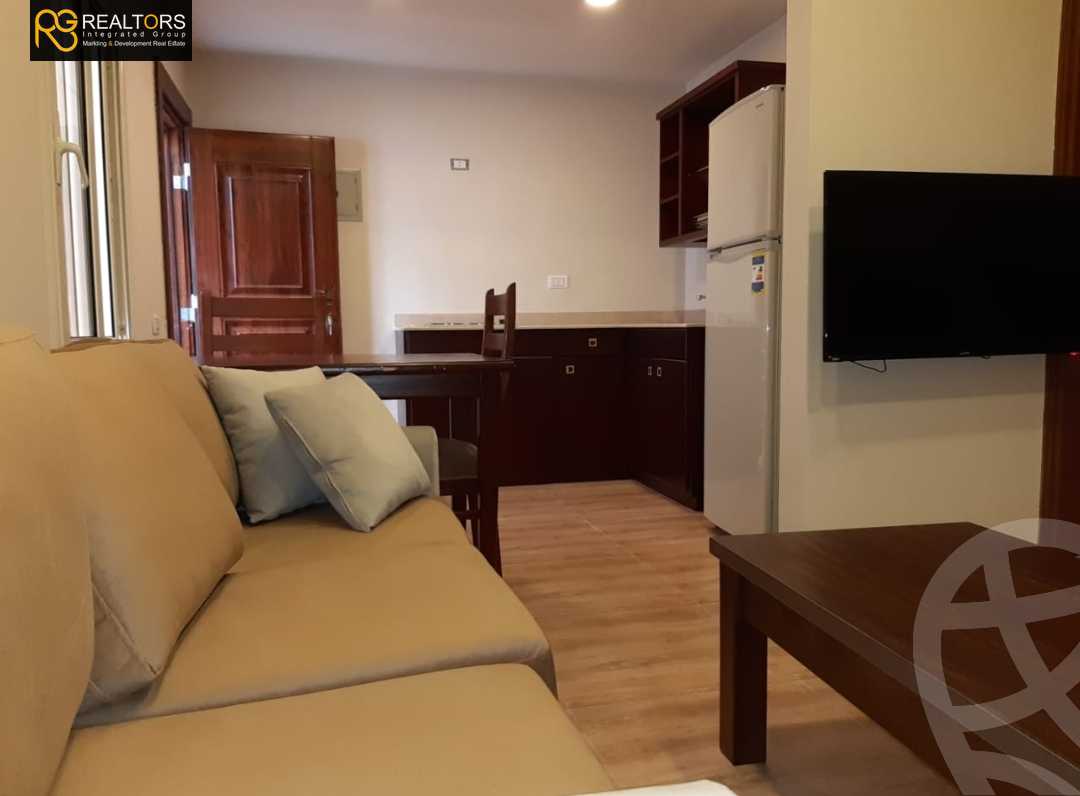 https://aqarmap.com.eg/ar/listing/4307002-for-rent-cairo-el-sheikh-zayed-city-compounds-in-sheikh-zayed-beverly-hills