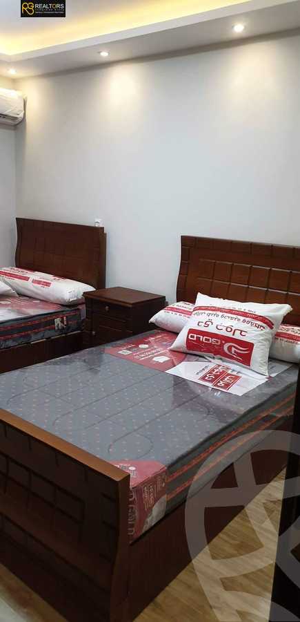 https://aqarmap.com.eg/en/listing/4307215-for-sale-cairo-6th-of-october-hadaeq-october-kmbwnd-fy-hdyq-ktwbr-ashgar-city