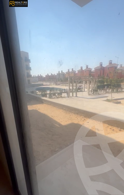 https://aqarmap.com.eg/en/listing/4307619-for-sale-6th-of-october-compounds-nyoum-october-arab-developmentt
