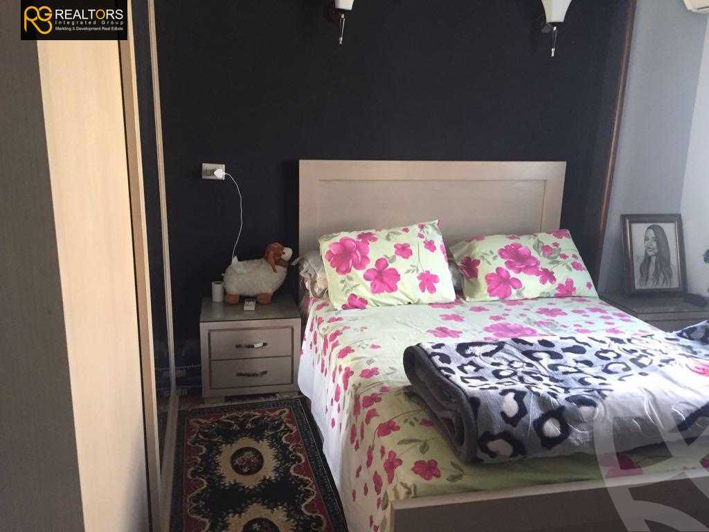 https://aqarmap.com.eg/en/listing/4307687-for-sale-cairo-el-sheikh-zayed-city-el-hay-el-hady-ashaer-area-2-street-20