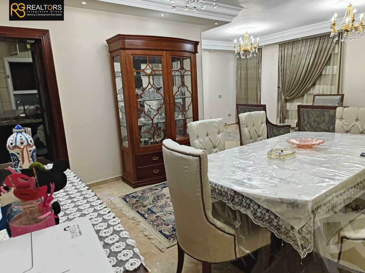 https://aqarmap.com.eg/ar/listing/4307843-for-sale-cairo-el-sheikh-zayed-city-compounds-in-sheikh-zayed-continental-gardens